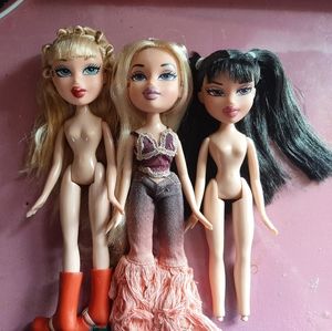 Bratz 4 dolls lot